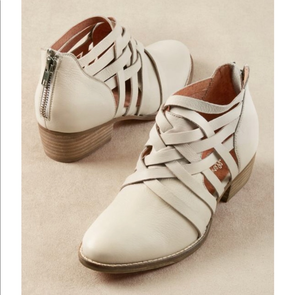 SEYCHELLES SO BLUE CREAM BOOTIE